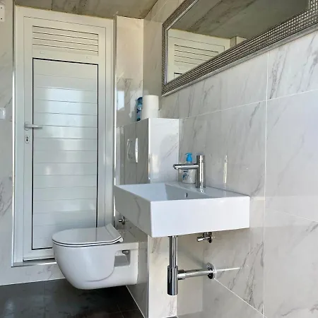 Seaside Family Friendly House With A Swimming Pool Cove Ljubljeva, Trogir - 20531 Prázdninový dům