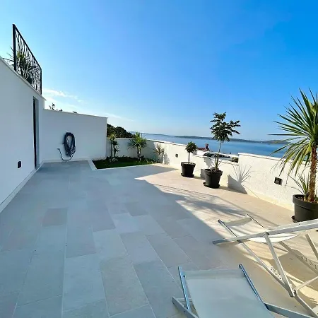 Prázdninový dům Seaside Family Friendly House With A Swimming Pool Cove Ljubljeva, Trogir - 20531 Vinišće